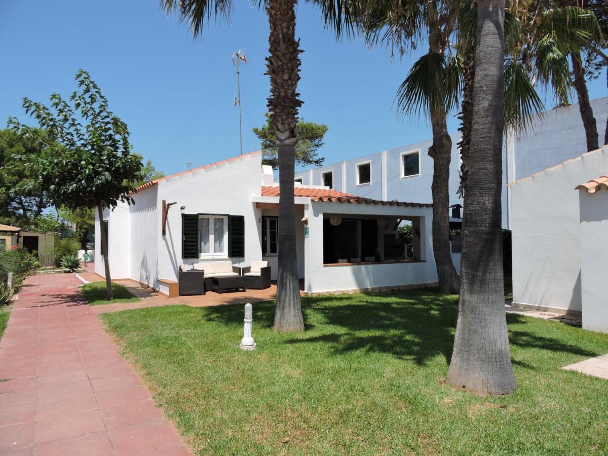 Chalet Cerca De La Playa Кала'н Бош Екстериор снимка