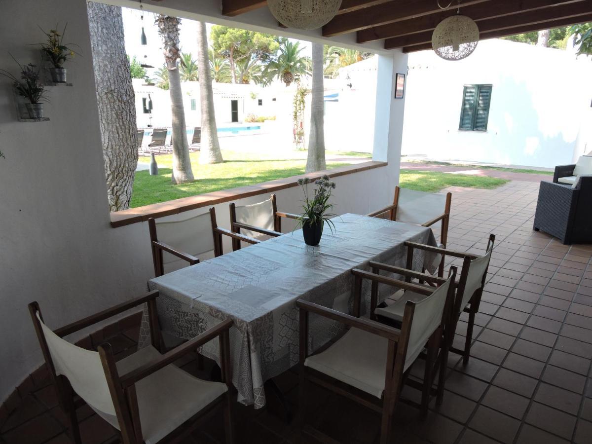 Chalet Cerca De La Playa Кала'н Бош Екстериор снимка