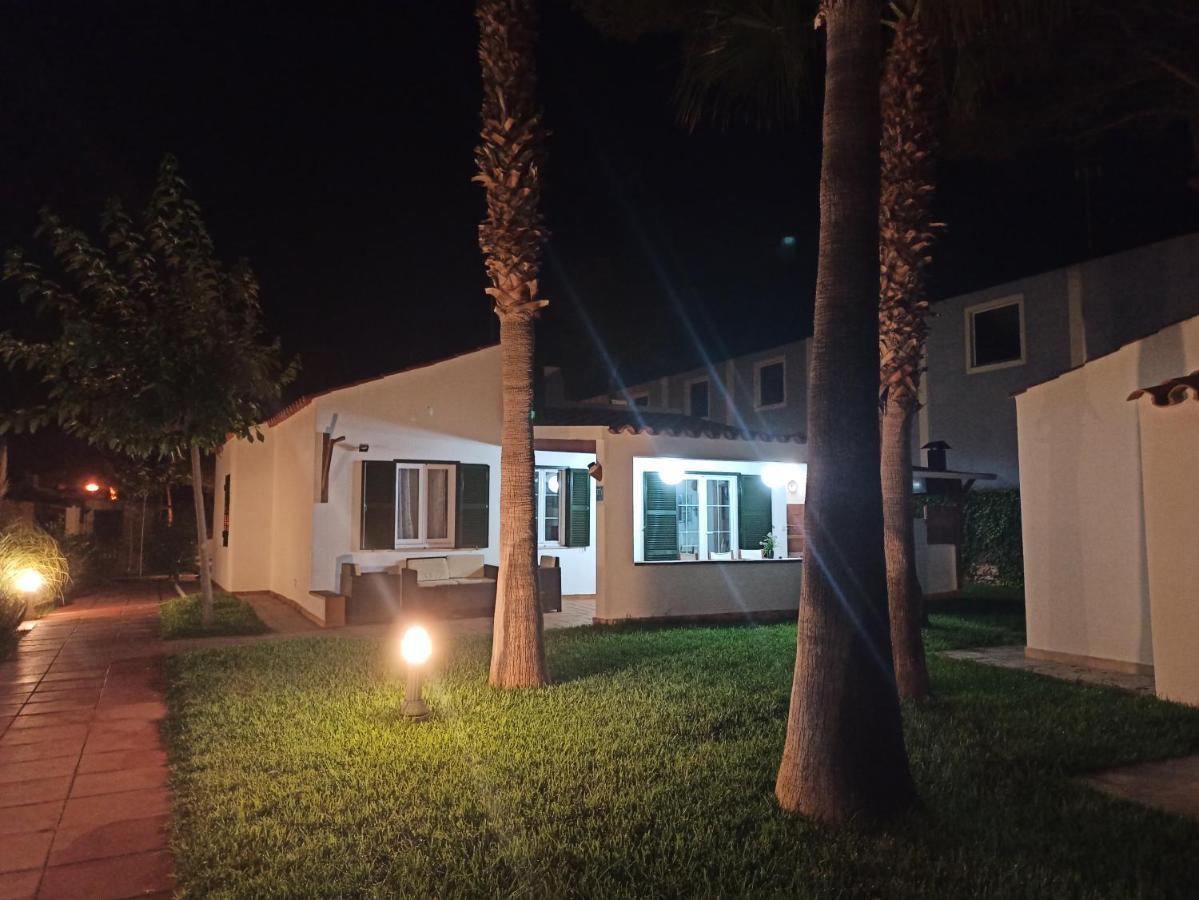 Chalet Cerca De La Playa Кала'н Бош Екстериор снимка